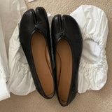 Split Toe Women Ballet Flats Fashion Tabi Shoes Casual Slip-on Loafers Ladies Pleated Leather Espadrilles Zapatillas Mujer