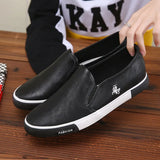 2026 New Leather Men's Shoes Luxury Fashion Men Casual Shoes Retro Comfortable Loafers High Quality Men's Sneakers Driving Shoes