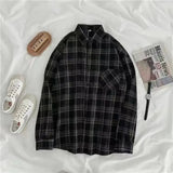 Plaid shirt women long sleeve retro port taste loose size women Korean version of the spring wear student jacket
