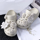 2025 Fashion Shoe Charms Set Accessories Hole Shoe Buckle DIY New Style Bouquet Bone White 3D Flower Shoes Decorations