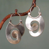 Simple Geometric Gypsy Curved Metal Ear Ring